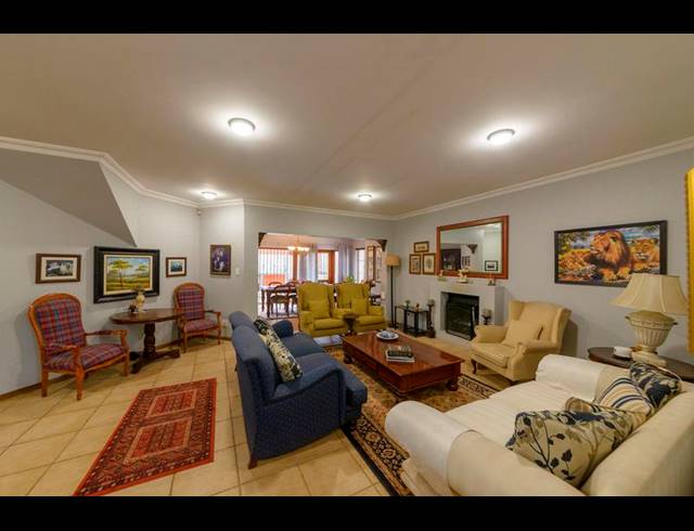 4 BEDROOM HOUSE FOR SALE IN FAERIE GLEN